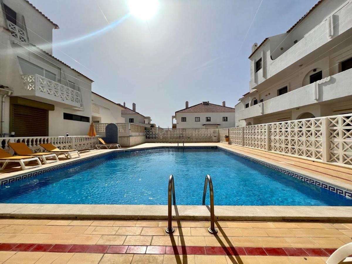 Albufeira Central 3 With Pool By Homing Kültér fotó
